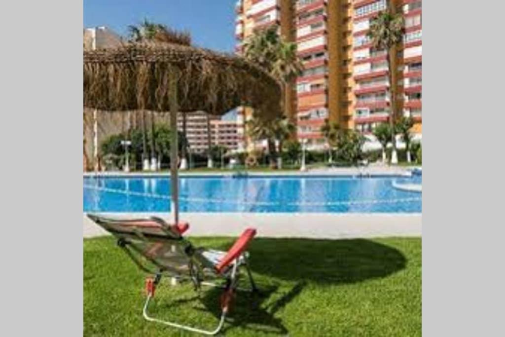 Coqueto Apartamento En Puerto Marina Con Piscina Бенальмадена Екстер'єр фото