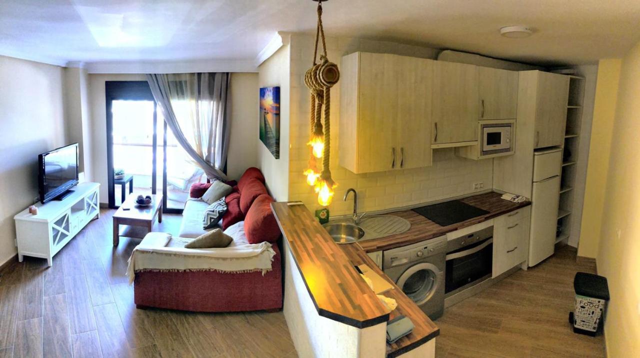 Coqueto Apartamento En Puerto Marina Con Piscina Бенальмадена Екстер'єр фото